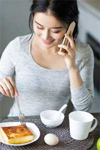 攻略失败后我死遁了，大佬急疯了